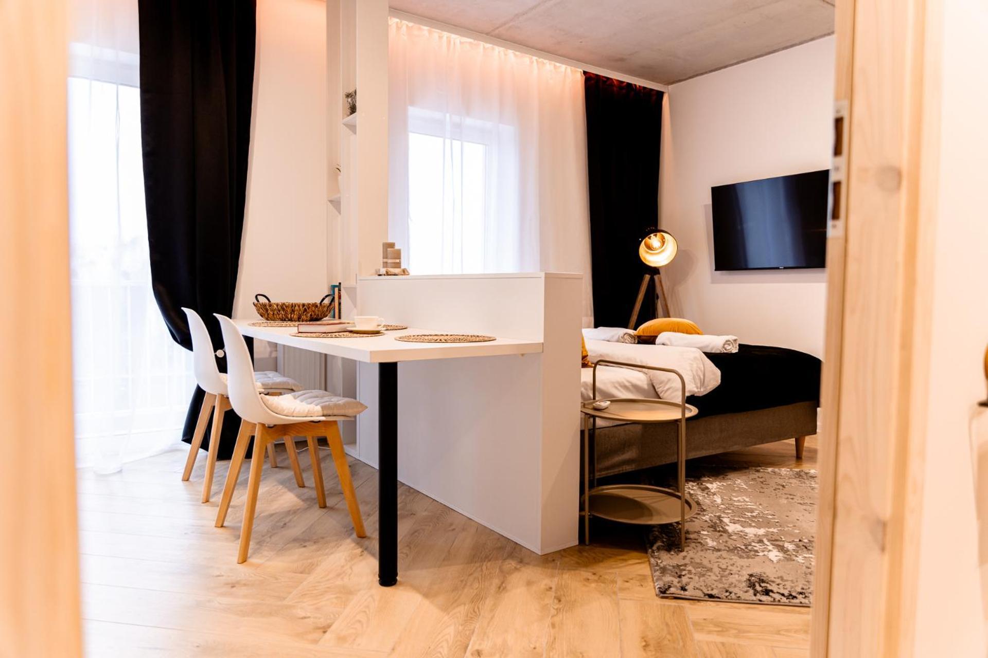 Hop & Lulu Delux Apartments Goleniów Екстериор снимка