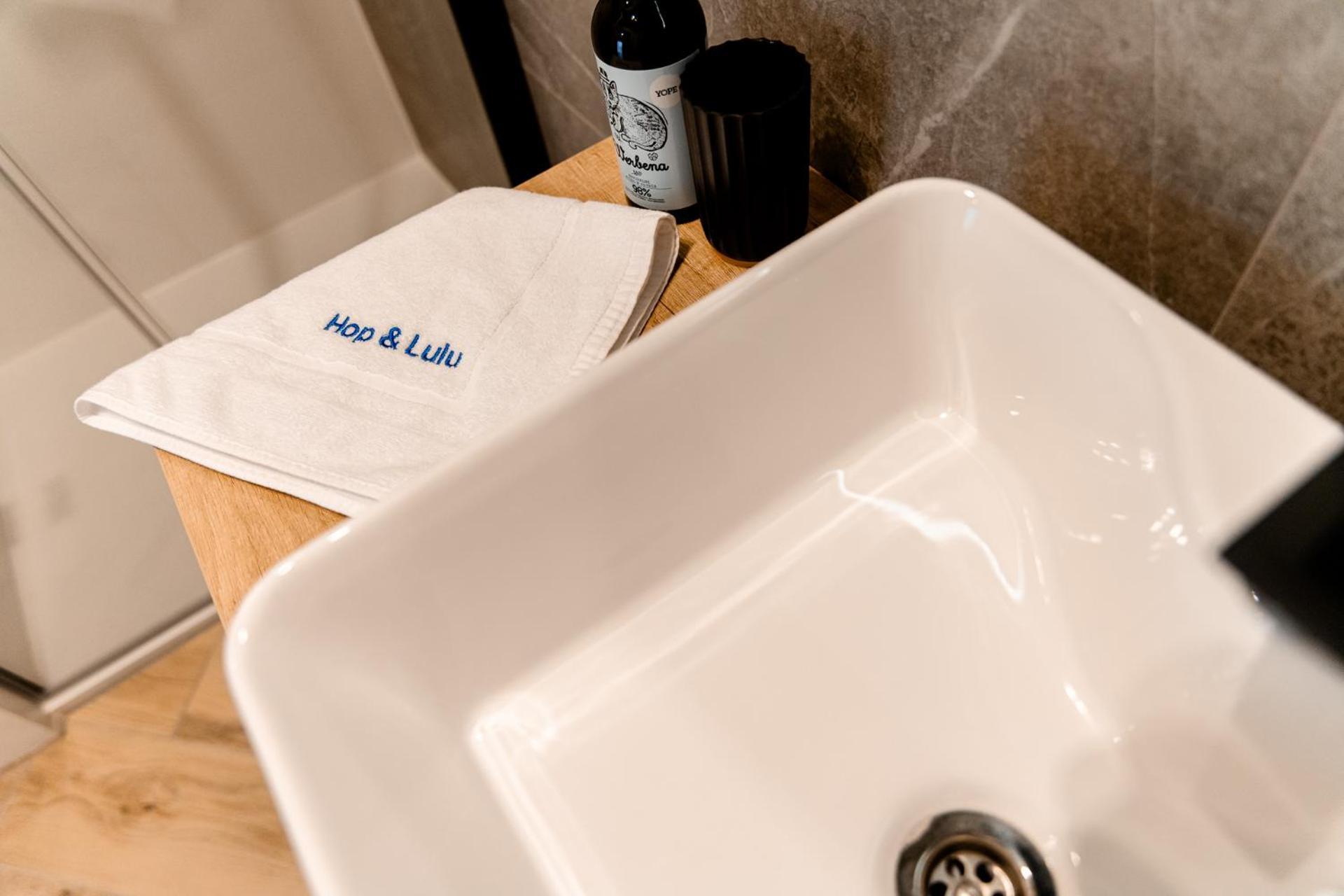Hop & Lulu Delux Apartments Goleniów Екстериор снимка