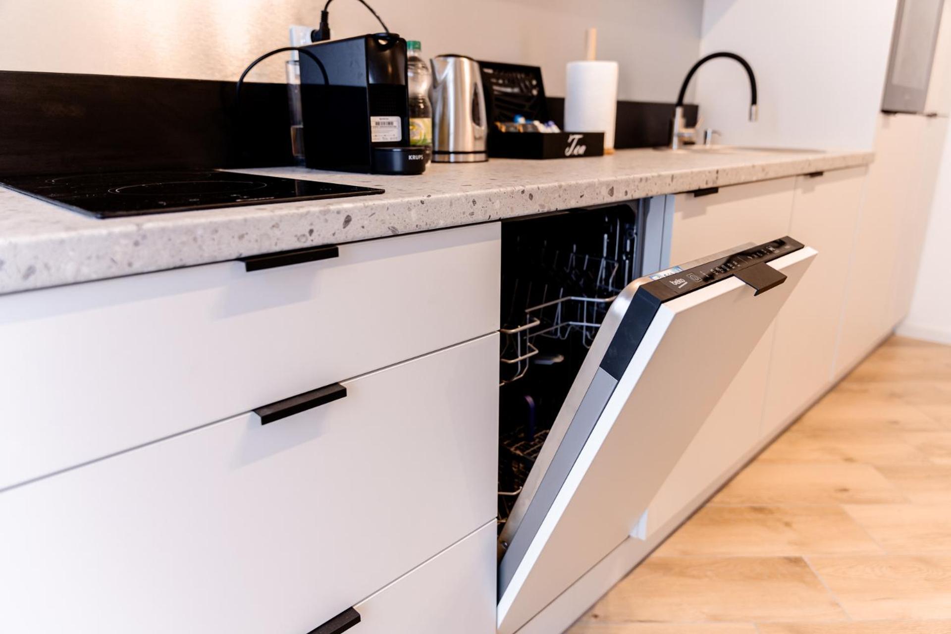 Hop & Lulu Delux Apartments Goleniów Екстериор снимка