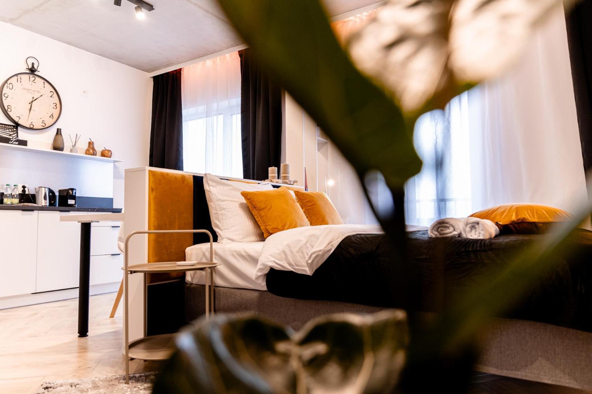 Hop & Lulu Delux Apartments Goleniów Екстериор снимка